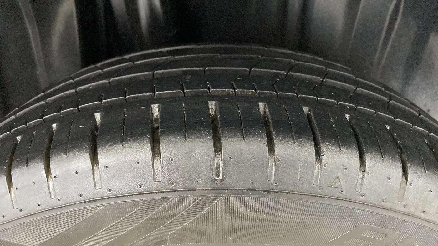 2023 Maruti Baleno  ZETA CNG 1.2L, CNG, Manual, 21,384 km, Right Rear Tyre Tread