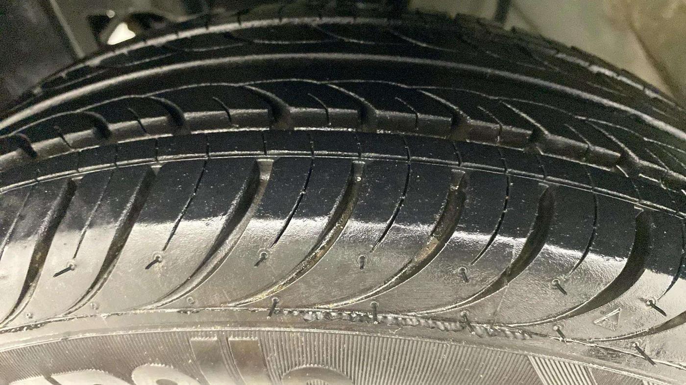 2015 Datsun Go T, Petrol, Manual, 48,184 km, Left Front Tyre Tread