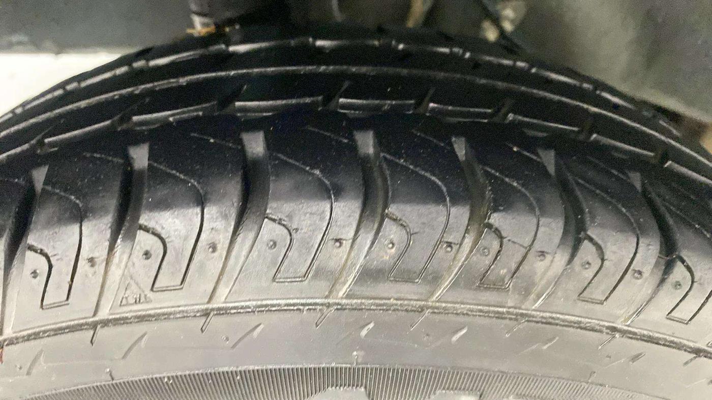 2015 Datsun Go T, Petrol, Manual, 48,184 km, Right Rear Tyre Tread