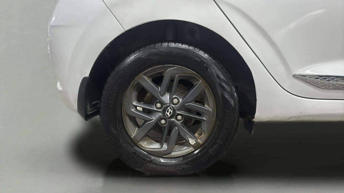 2022 Hyundai GRAND I10 NIOS SPORTZ 1.2 KAPPA VTVT CNG, CNG, Manual, 65,171 km, Right Rear Wheel