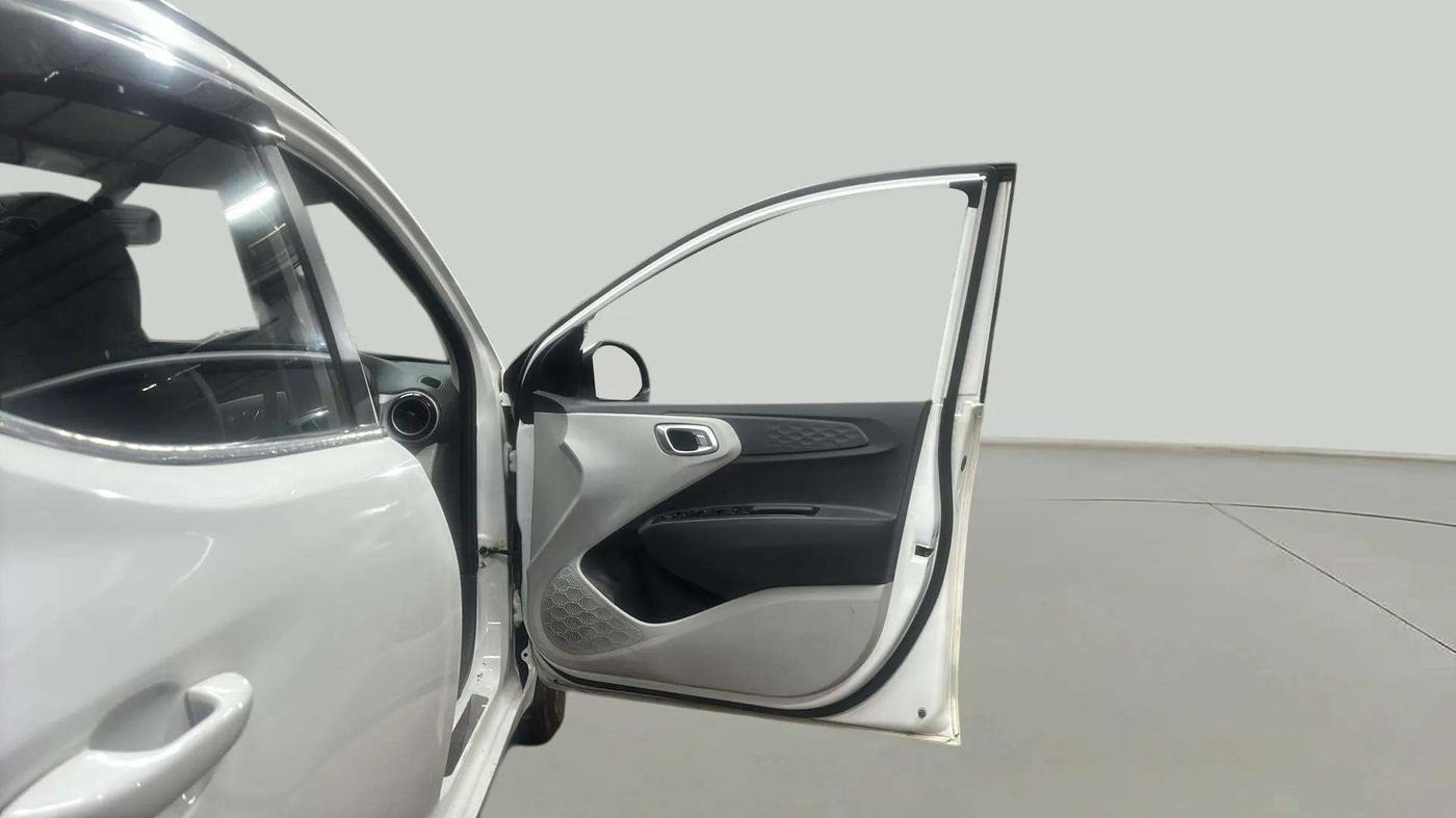 2022 Hyundai GRAND I10 NIOS SPORTZ 1.2 KAPPA VTVT CNG, CNG, Manual, 65,171 km, RHS Front Door