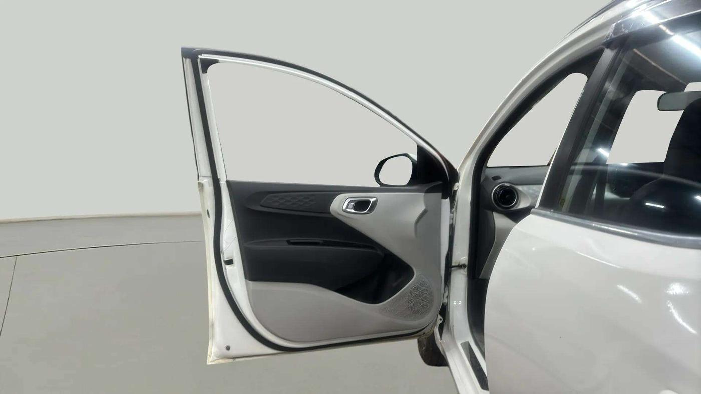 2022 Hyundai GRAND I10 NIOS SPORTZ 1.2 KAPPA VTVT CNG, CNG, Manual, 65,171 km, LHS Front Door
