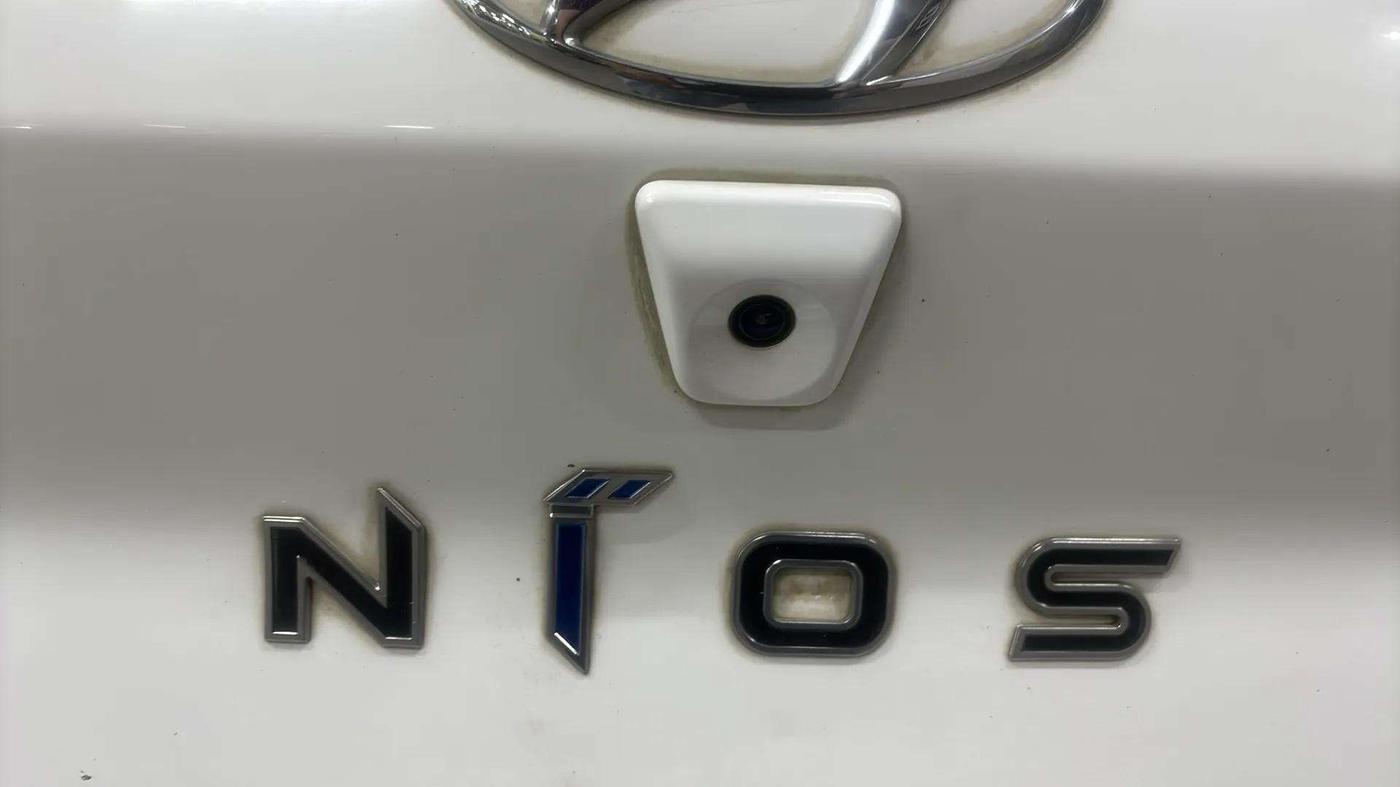 2022 Hyundai GRAND I10 NIOS SPORTZ 1.2 KAPPA VTVT CNG, CNG, Manual, 65,171 km, Parking Camera