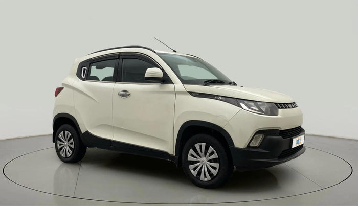 2017 Mahindra Kuv100 K6 6 STR, Petrol, Manual, 41,731 km, Right Front Diagonal