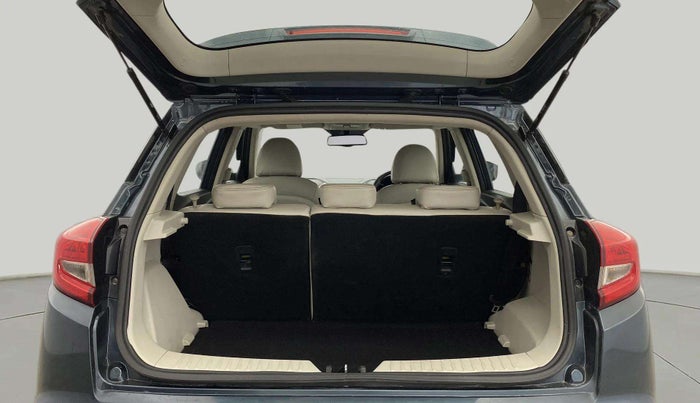 2022 Mahindra XUV300 W8 (O) 1.2 PETROL, Petrol, Manual, 47,151 km, Boot Open Zoomed View