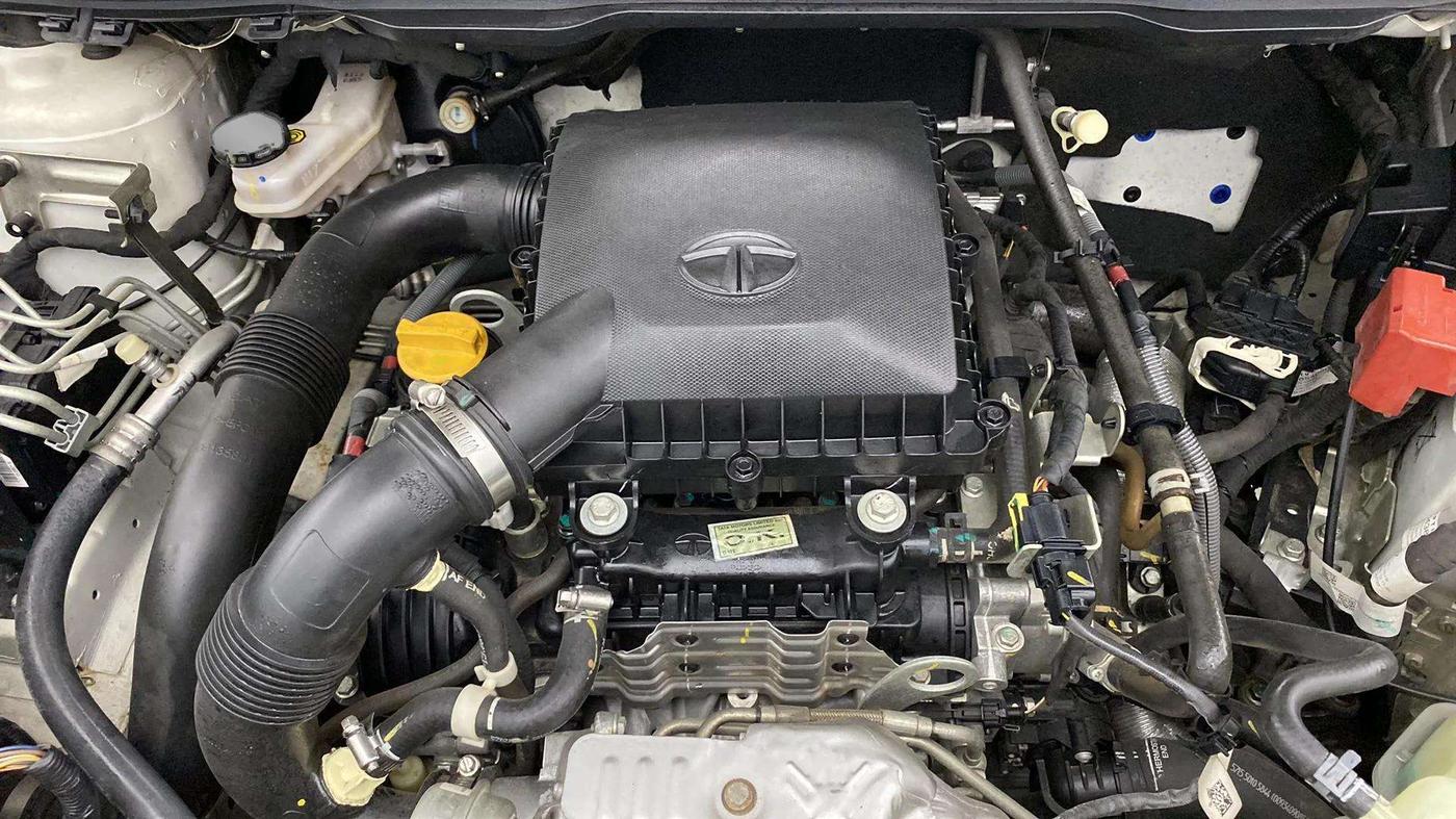 2023 Tata NEXON XMA PETROL, Petrol, Automatic, 23,786 km, Engine View