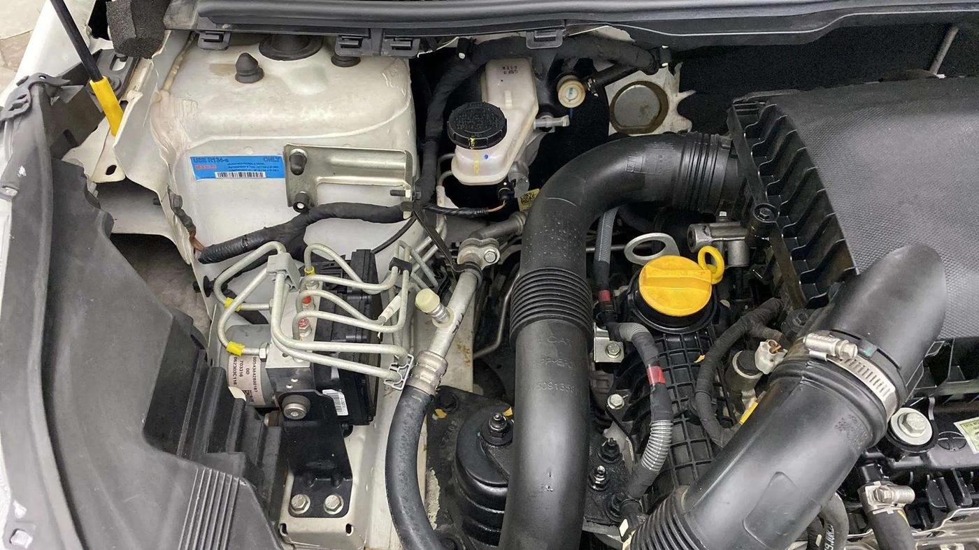 2023 Tata NEXON XMA PETROL, Petrol, Automatic, 23,786 km, Engine View - Right
