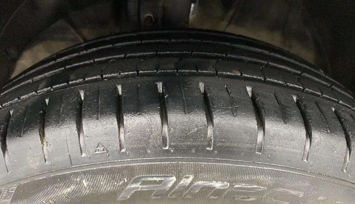 2020 Toyota Glanza G, Petrol, Manual, 19,198 km, Left Front Tyre Tread