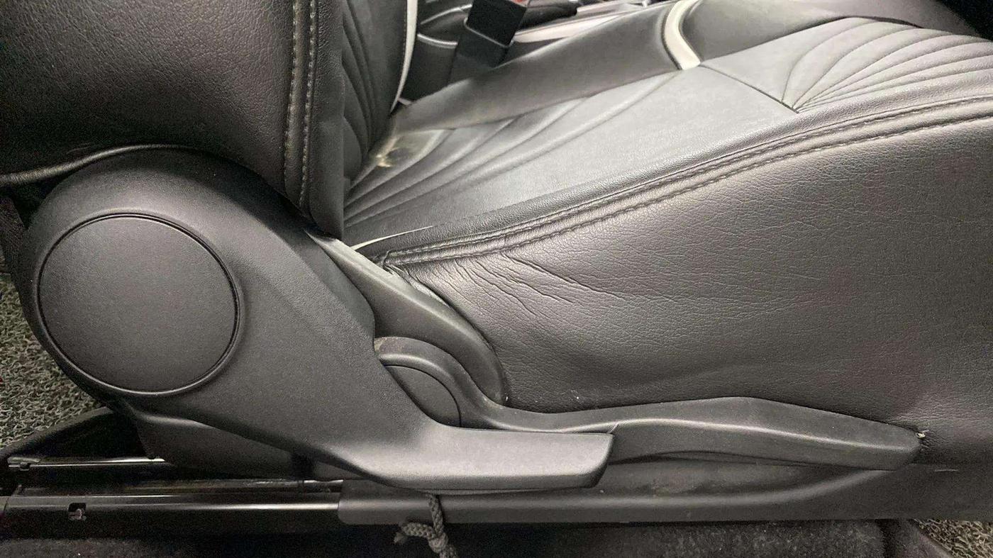 2020 Toyota Glanza G, Petrol, Manual, 19,260 km, Driver Side Adjustment Panel