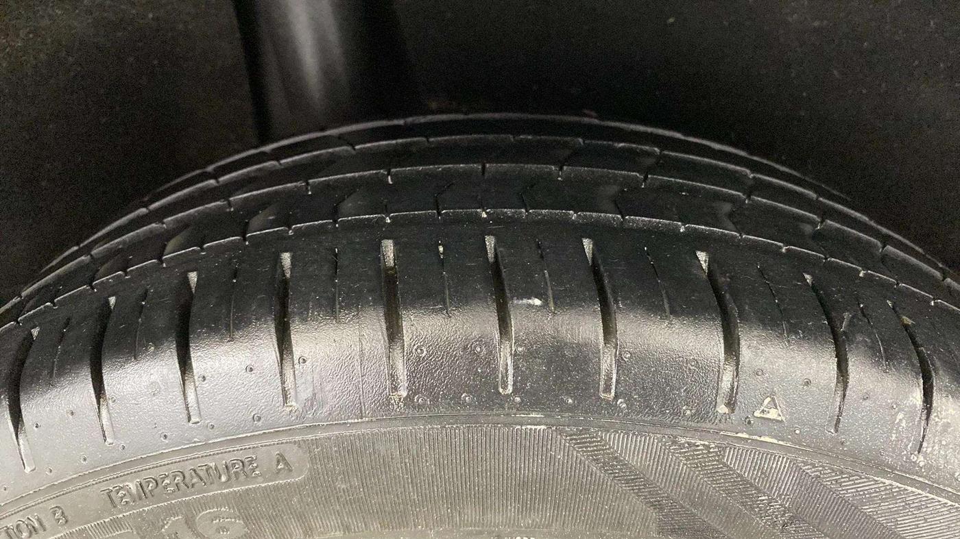 2020 Toyota Glanza G, Petrol, Manual, 19,260 km, Right Rear Tyre Tread