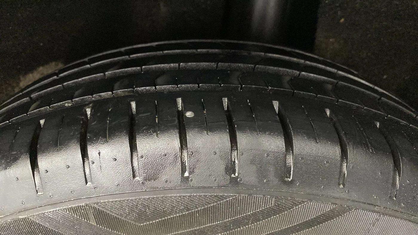 2020 Toyota Glanza G, Petrol, Manual, 19,260 km, Left Rear Tyre Tread