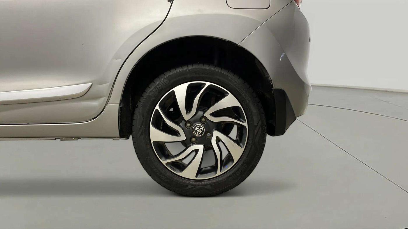2020 Toyota Glanza G, Petrol, Manual, 19,260 km, Left Rear Wheel