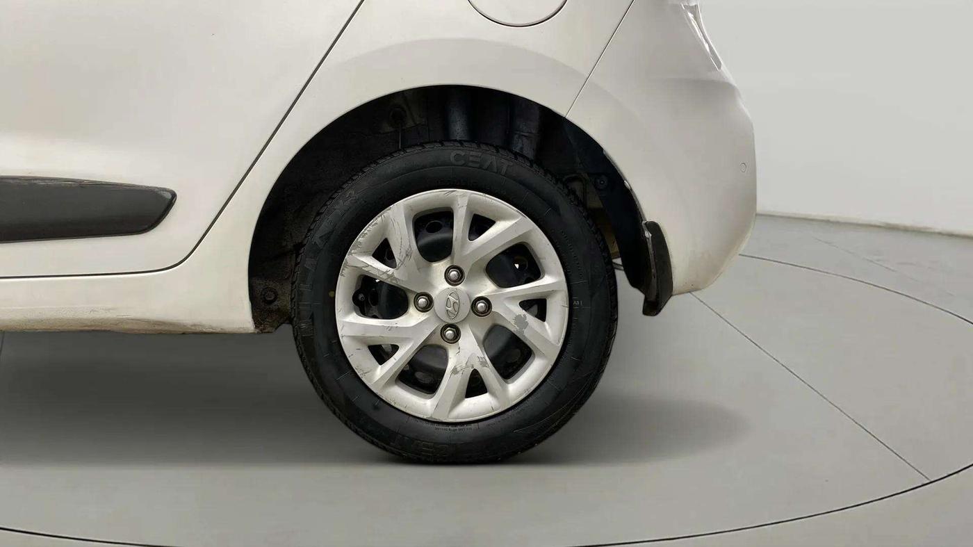 2019 Hyundai Grand i10 SPORTZ 1.2 KAPPA VTVT, Petrol, Manual, 71,900 km, Left Rear Wheel