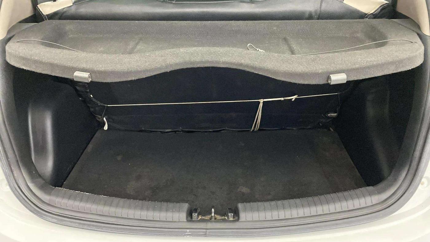 2019 Hyundai Grand i10 SPORTZ 1.2 KAPPA VTVT, Petrol, Manual, 71,900 km, Boot Open Zoomed View