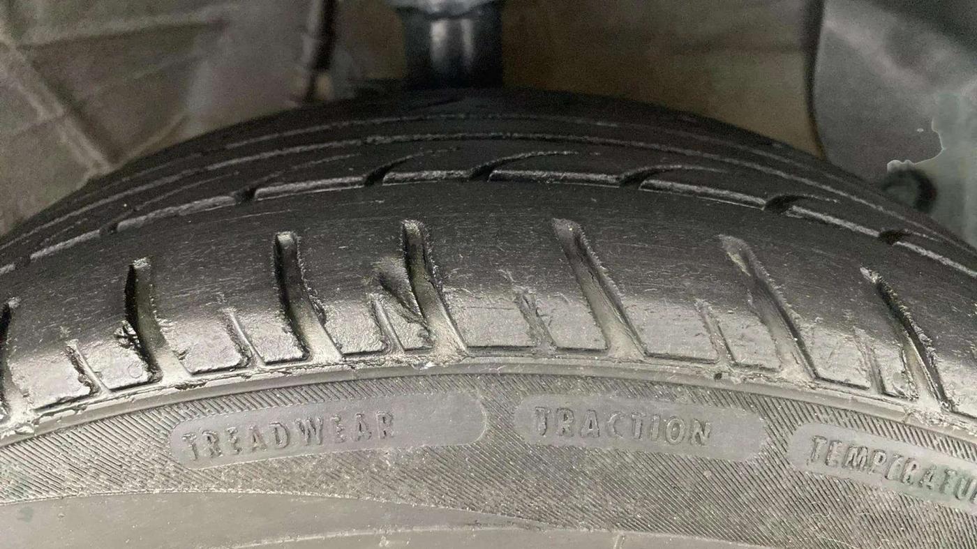 2019 Hyundai Grand i10 SPORTZ 1.2 KAPPA VTVT, Petrol, Manual, 71,900 km, Right Front Tyre Tread