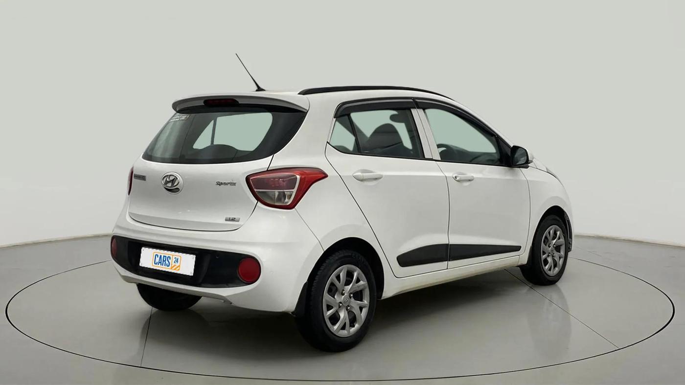 2019 Hyundai Grand i10 SPORTZ 1.2 KAPPA VTVT, Petrol, Manual, 71,900 km, Right Back Diagonal