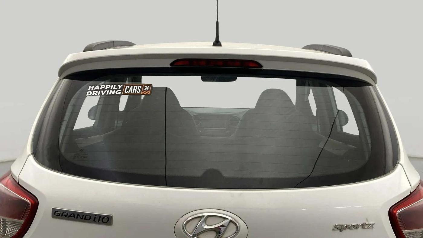 2019 Hyundai Grand i10 SPORTZ 1.2 KAPPA VTVT, Petrol, Manual, 71,900 km, Rear Windshield