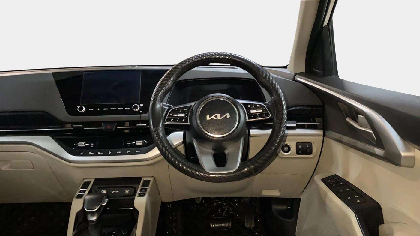 2023 KIA CARENS PRESTIGE PLUS 1.5 PETROL DCT 7 STR, Petrol, Automatic, 43,942 km, Steering Wheel Close Up