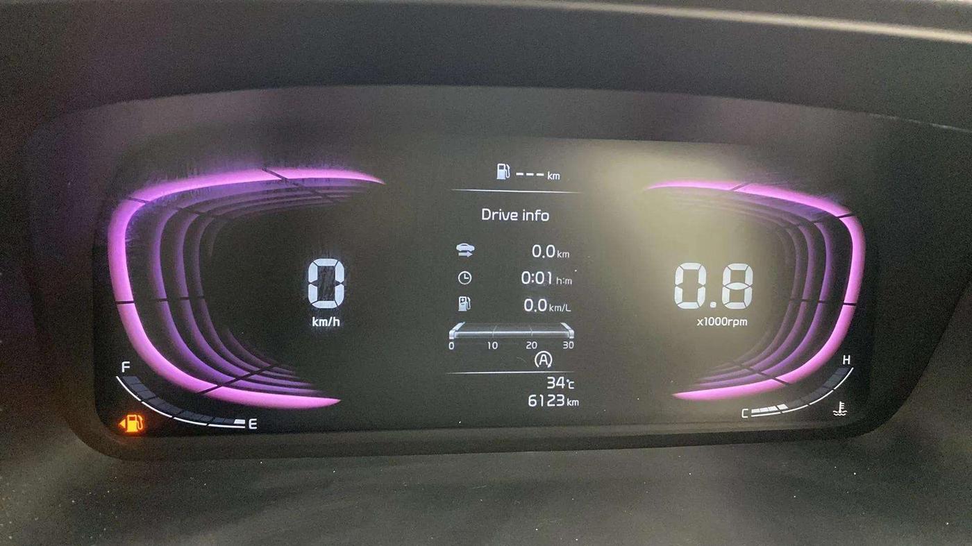 2023 KIA CARENS PRESTIGE 1.5 PETROL 7 STR, Petrol, Manual, 6,131 km, Odometer Image
