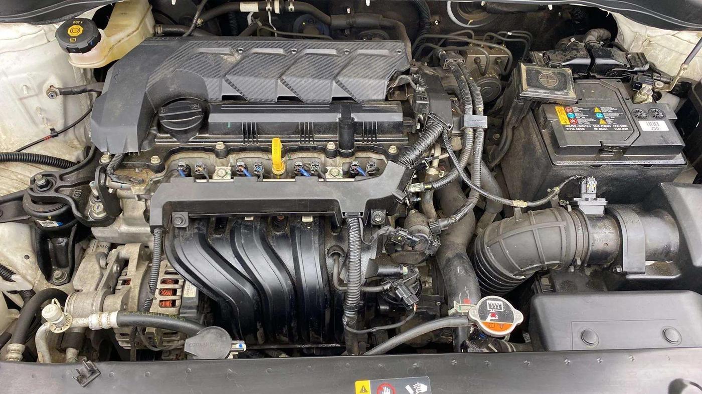 2023 KIA CARENS PRESTIGE 1.5 PETROL 7 STR, Petrol, Manual, 6,131 km, Engine View