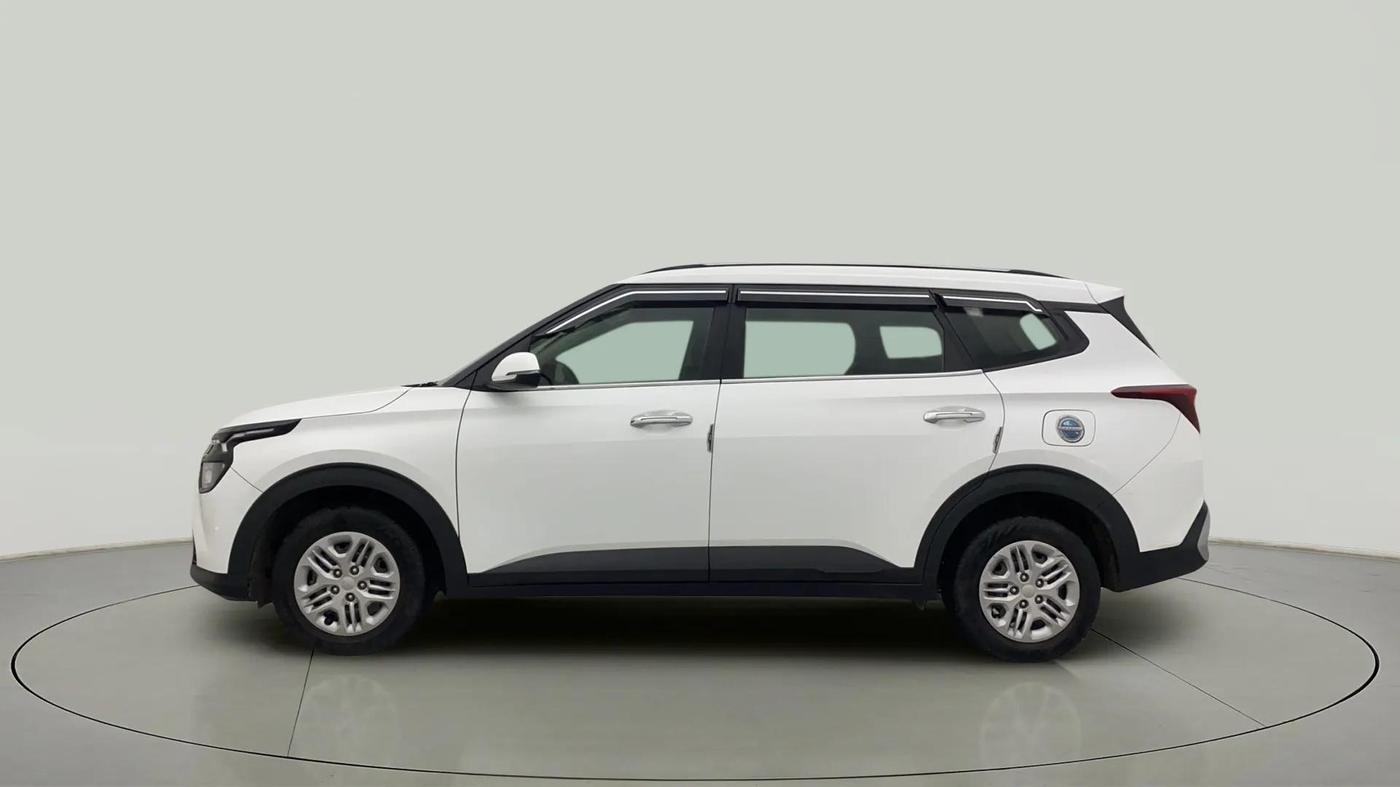2023 KIA CARENS PRESTIGE 1.5 PETROL 7 STR, Petrol, Manual, 6,131 km, Left Side
