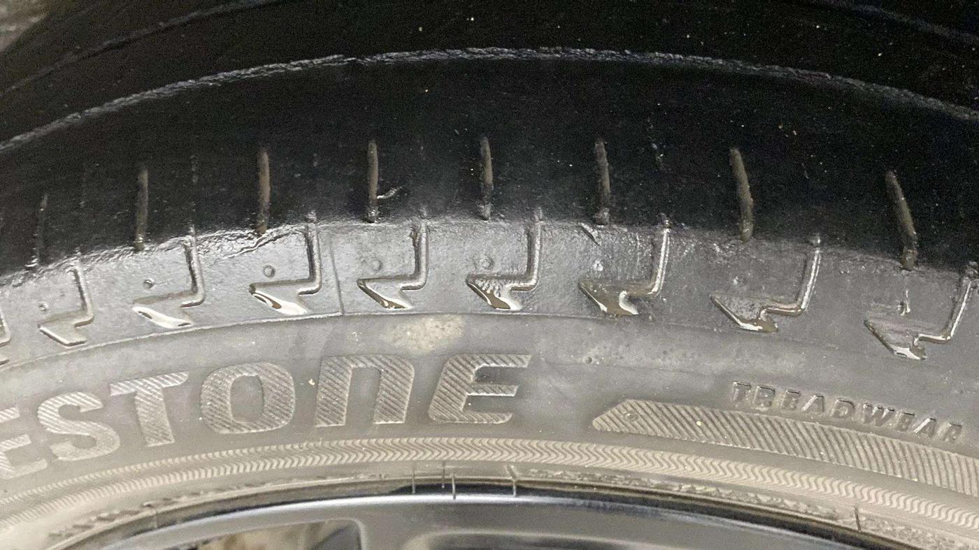 2019 Maruti IGNIS ZETA 1.2 AMT, Petrol, Automatic, 45,061 km, Right Rear Tyre Tread