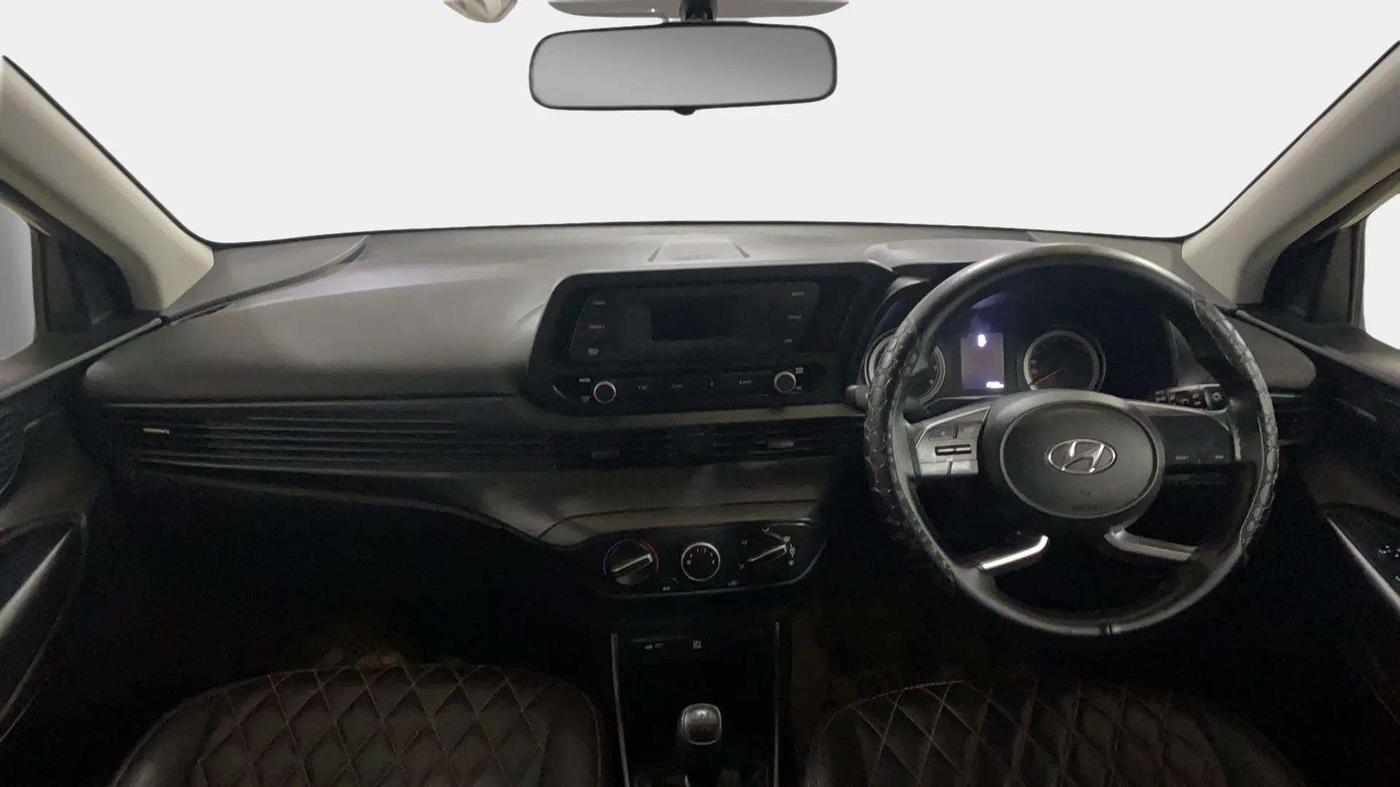 2023 Hyundai NEW I20 MAGNA 1.2 MT, Petrol, Manual, 17,358 km, Dashboard