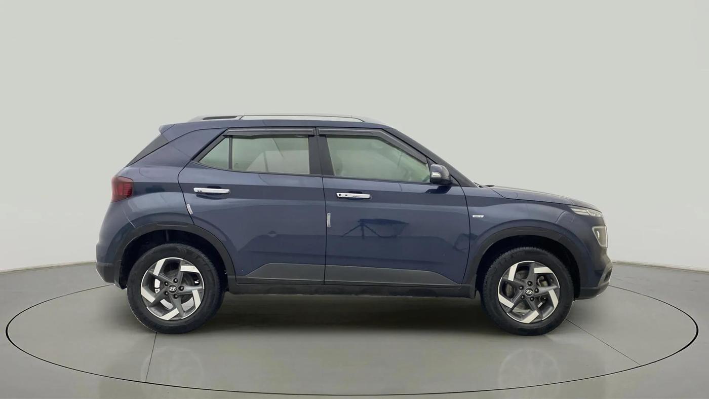 2021 Hyundai VENUE SX PLUS 1.0 TURBO DCT, Petrol, Automatic, 28,660 km, Right Side View