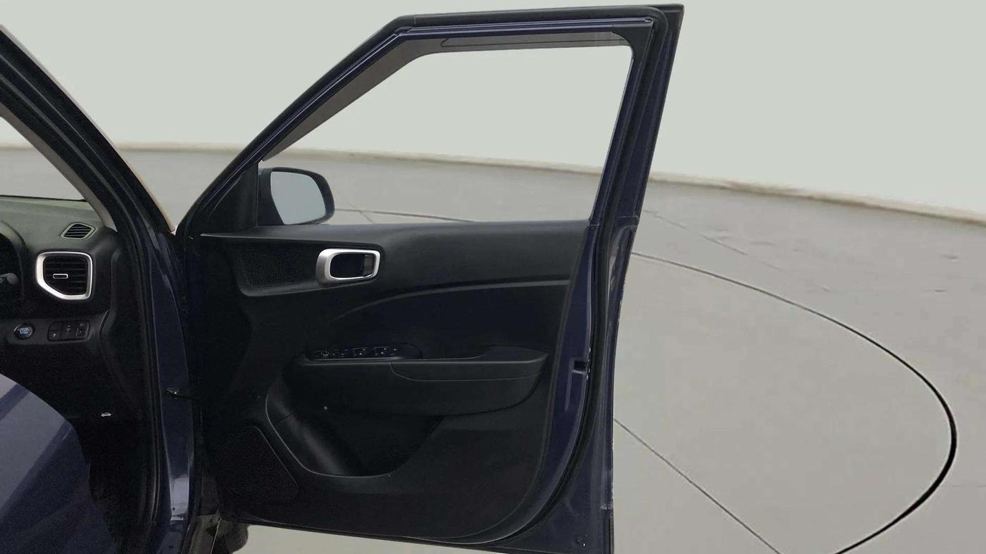 2021 Hyundai VENUE SX PLUS 1.0 TURBO DCT, Petrol, Automatic, 28,660 km, RHS Front Door