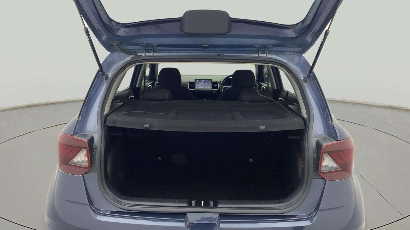 2021 Hyundai VENUE SX PLUS 1.0 TURBO DCT, Petrol, Automatic, 28,660 km, Boot Inside