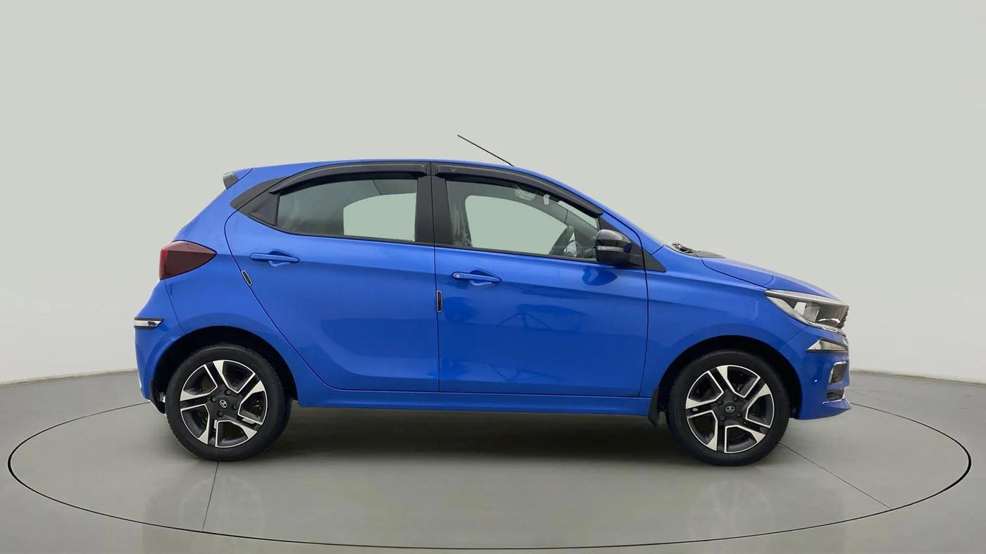2020 Tata Tiago XZA PLUS PETROL, Petrol, Automatic, 18,571 km, Right Side View
