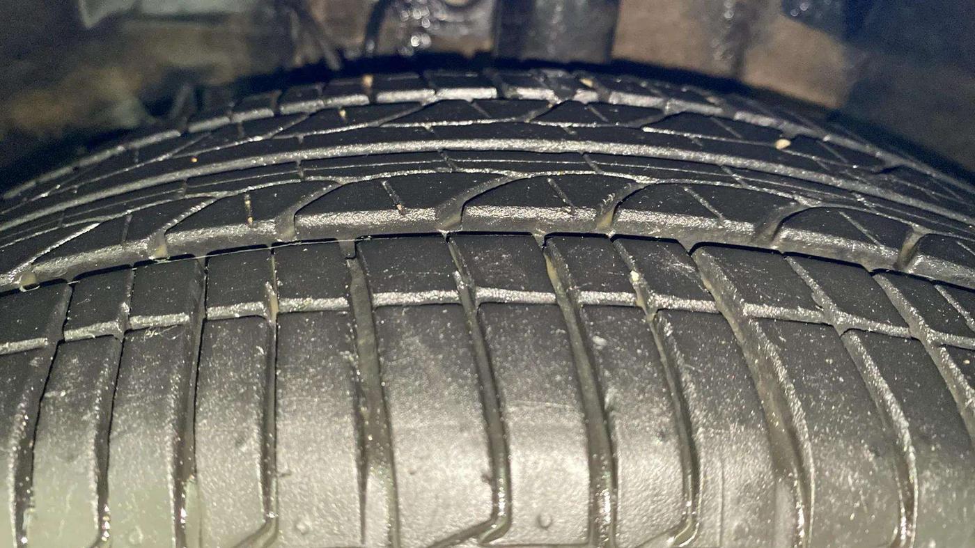 2020 Tata Tiago XZA PLUS PETROL, Petrol, Automatic, 18,571 km, Left Front Tyre Tread