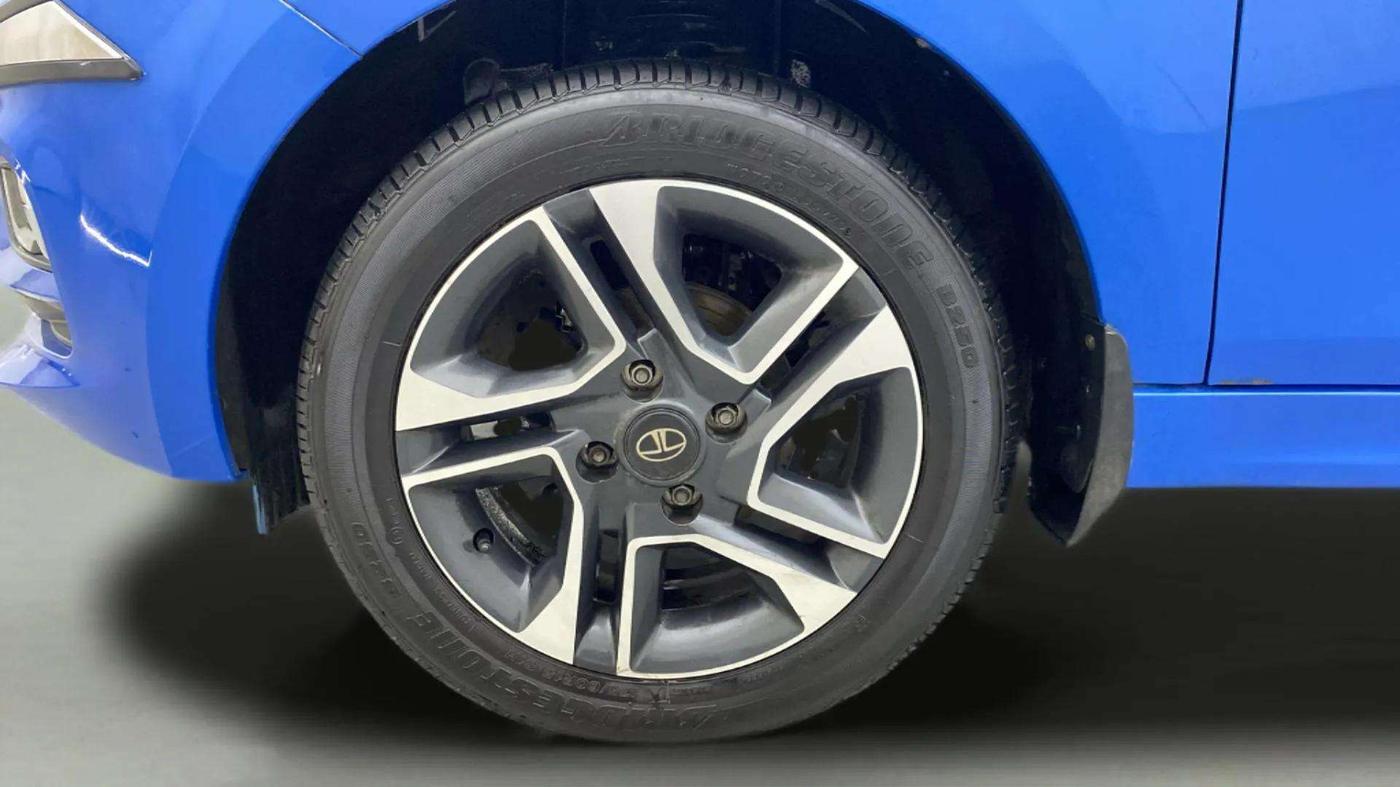 2020 Tata Tiago XZA PLUS PETROL, Petrol, Automatic, 18,571 km, Left Front Wheel