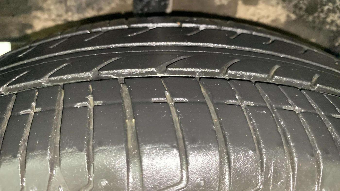 2020 Tata Tiago XZA PLUS PETROL, Petrol, Automatic, 18,571 km, Right Rear Tyre Tread