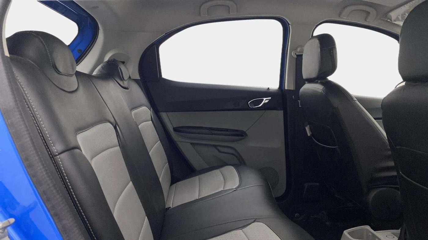 2020 Tata Tiago XZA PLUS PETROL, Petrol, Automatic, 18,571 km, Right Side Rear Door Cabin
