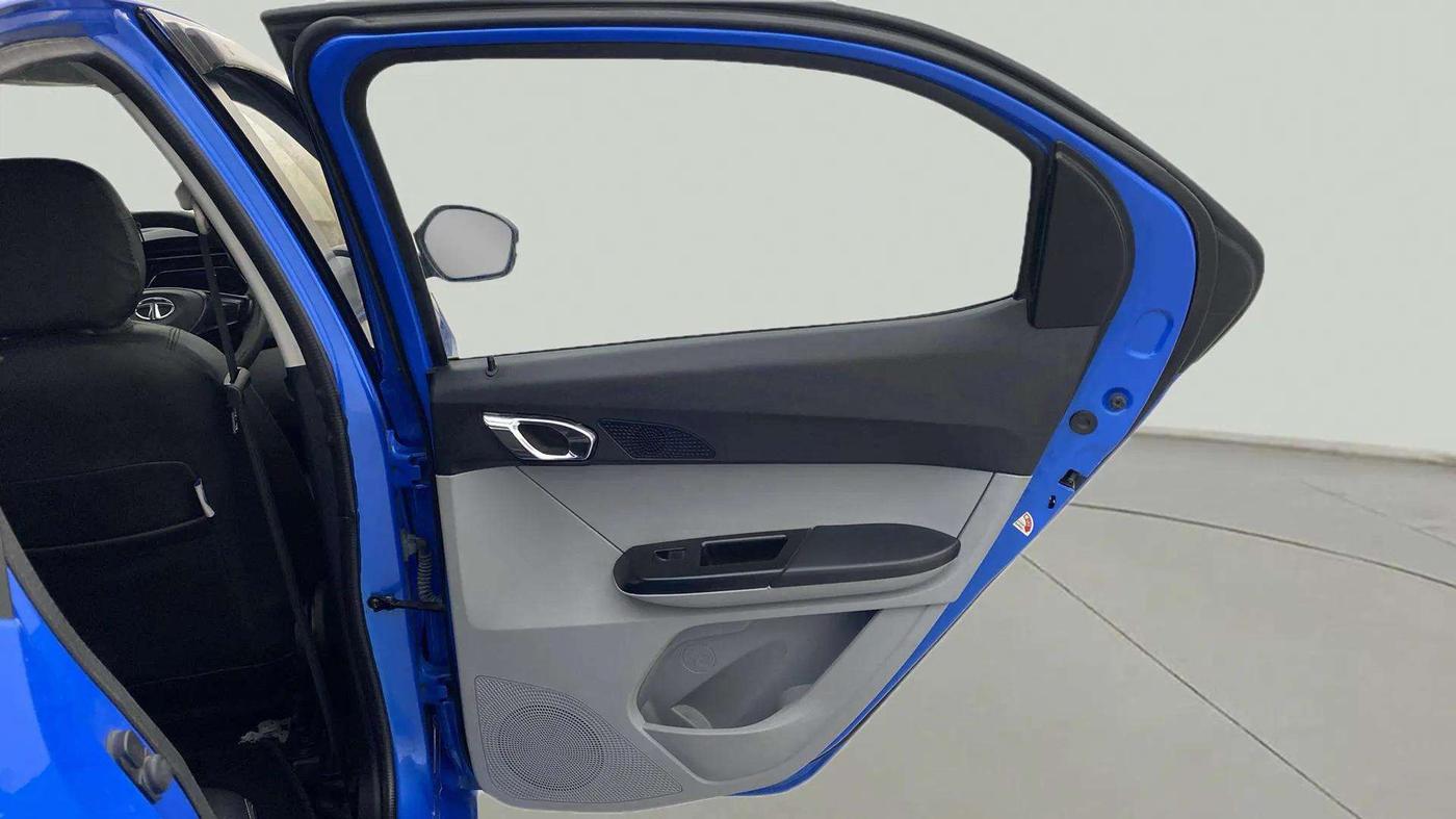 2020 Tata Tiago XZA PLUS PETROL, Petrol, Automatic, 18,571 km, RHS Rear Door