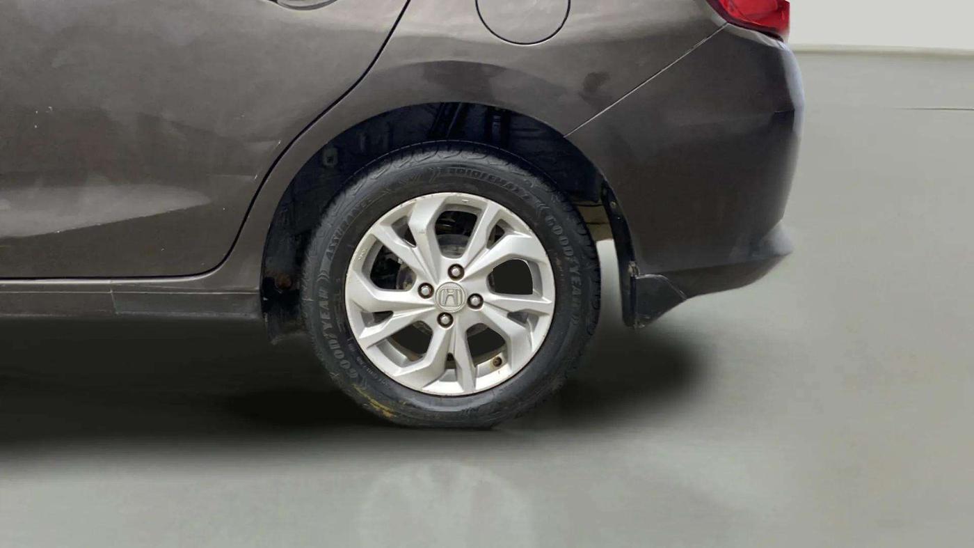 2020 Honda Amaze 1.2L I-VTEC V, Petrol, Manual, 75,099 km, Left Rear Wheel
