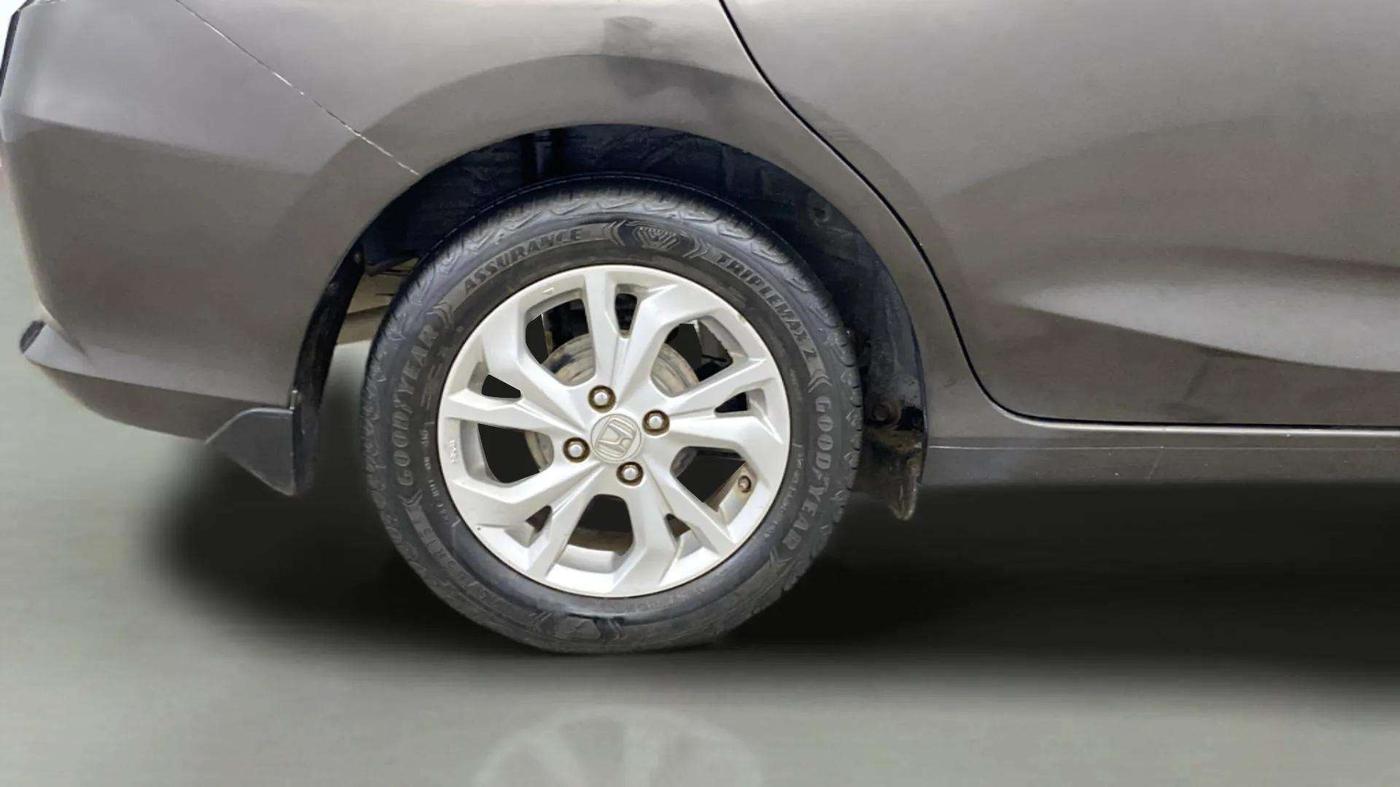 2020 Honda Amaze 1.2L I-VTEC V, Petrol, Manual, 75,099 km, Right Rear Wheel