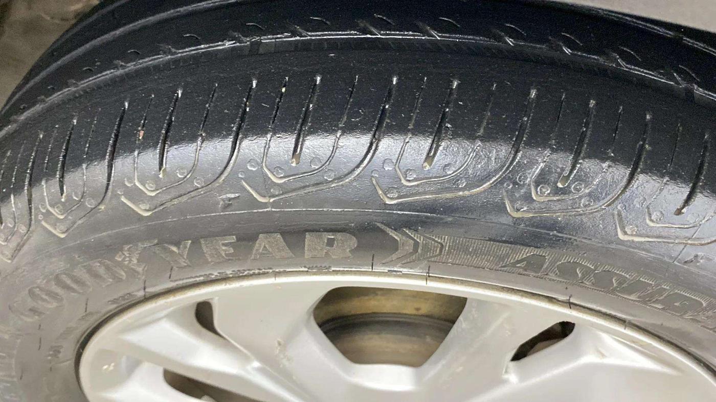 2020 Honda Amaze 1.2L I-VTEC V, Petrol, Manual, 75,099 km, Right Front Tyre Tread