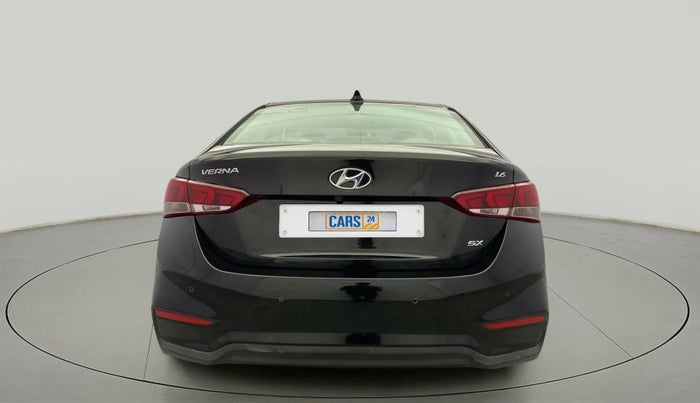 2019 Hyundai Verna 1.6 VTVT SX, Petrol, Manual, 27,276 km, Back/Rear