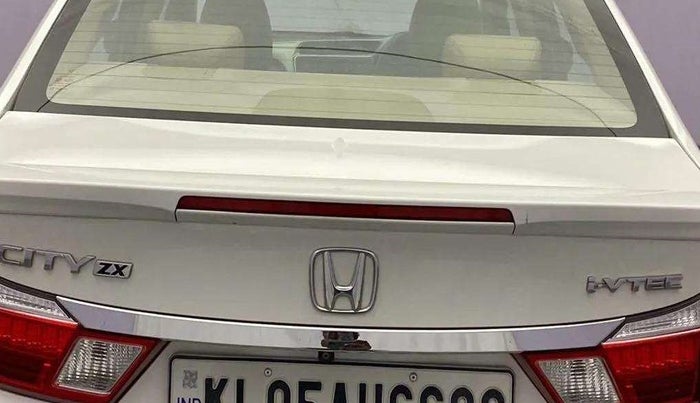 2019 Honda City 1.5L I-VTEC ZX CVT, Petrol, Automatic, 38,014 km, Dicky (Boot door) - Slightly dented