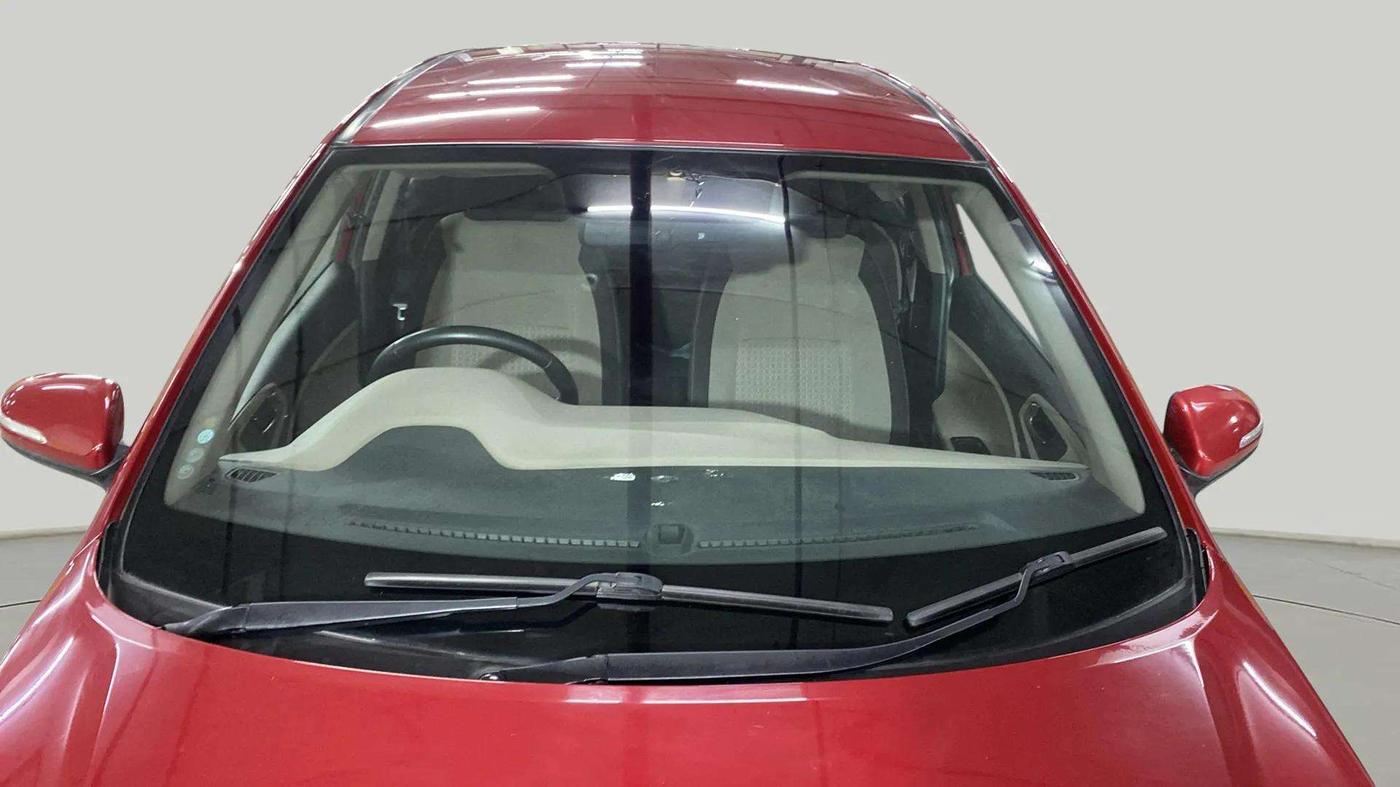 2015 Hyundai Elite i20 ASTA 1.2, Petrol, Manual, 17,815 km, Front Windshield