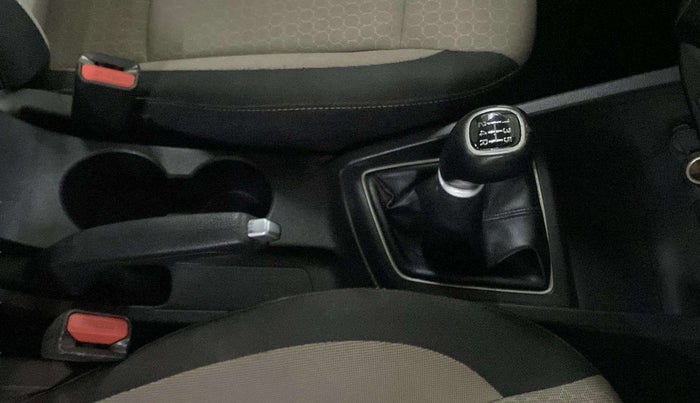 2015 Hyundai Elite i20 ASTA 1.2, Petrol, Manual, 17,815 km, Gear Lever
