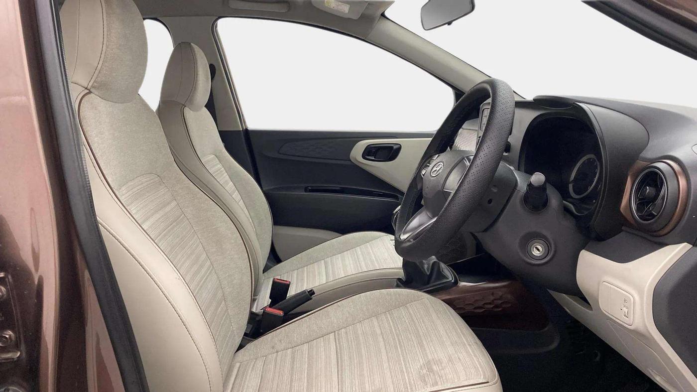 2021 Hyundai AURA S 1.2, Petrol, Manual, 35,711 km, Right Side Front Door Cabin