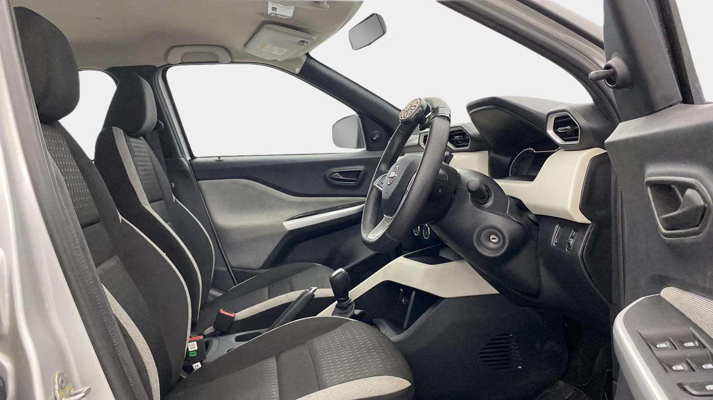 2024 Nissan MAGNITE  XE AMT EZ Shift, Petrol, Automatic, 3,200 km, Right Side Front Door Cabin
