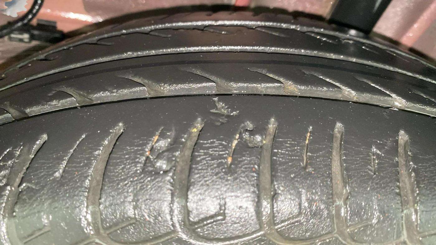 2019 Tata Tiago XZA PLUS PETROL, Petrol, Automatic, 23,996 km, Left Rear Tyre Tread