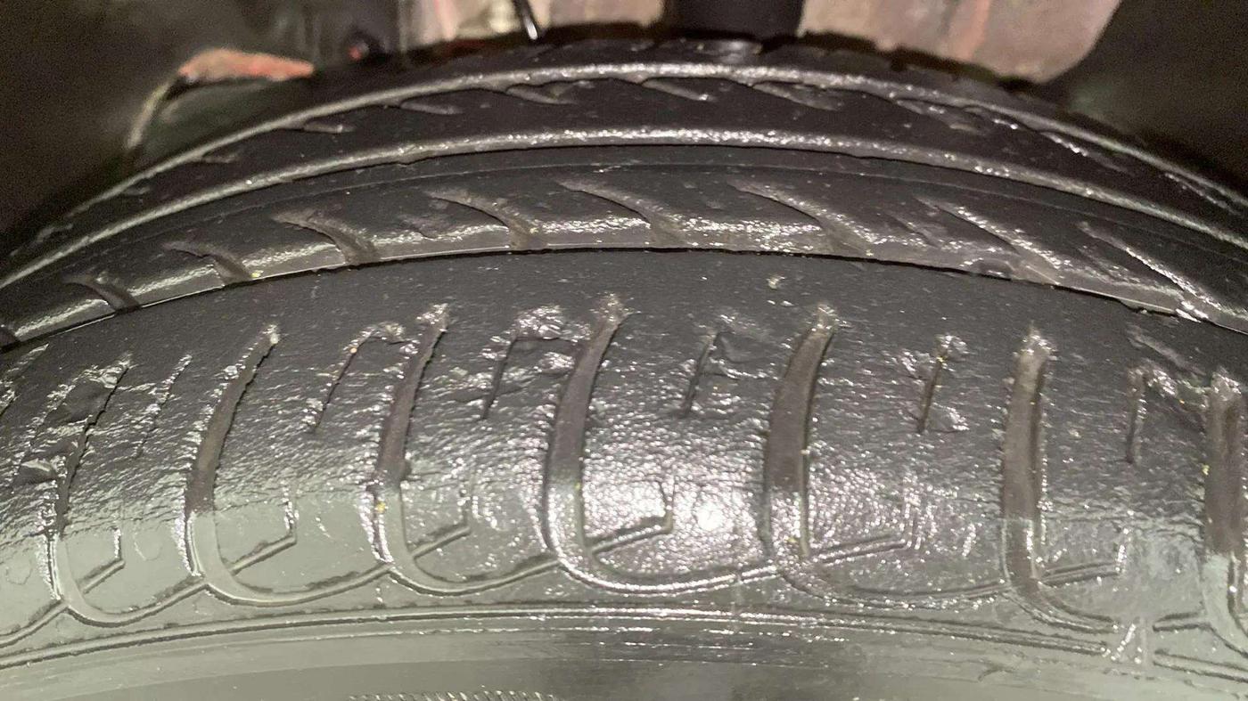 2019 Tata Tiago XZA PLUS PETROL, Petrol, Automatic, 23,996 km, Left Front Tyre Tread