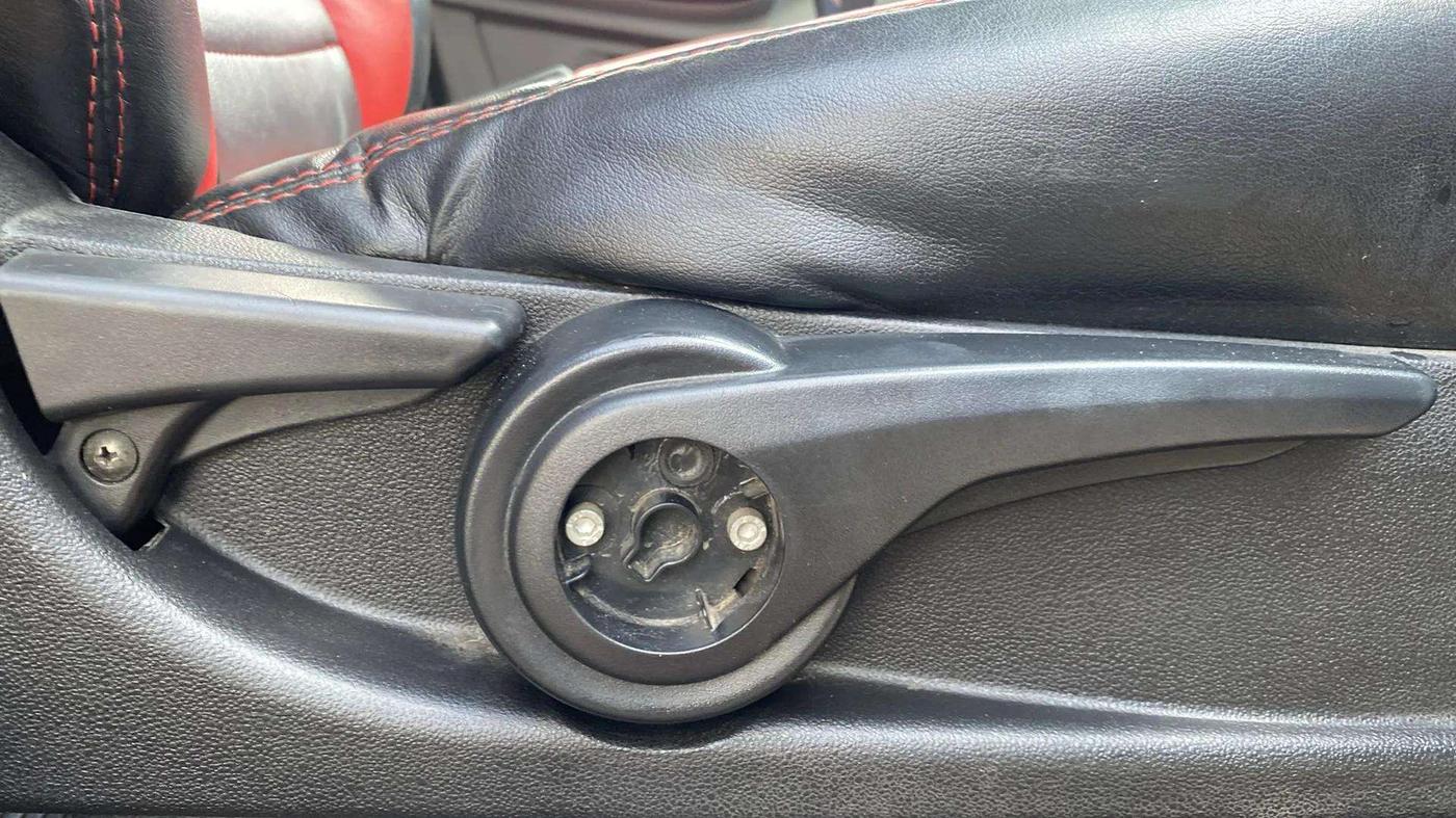 2019 Tata Tiago XZA PLUS PETROL, Petrol, Automatic, 23,996 km, Driver Side Adjustment Panel