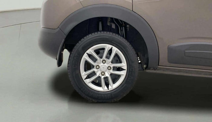 2023 Renault TRIBER RXT, Petrol, Manual, 15,050 km, Right Rear Wheel