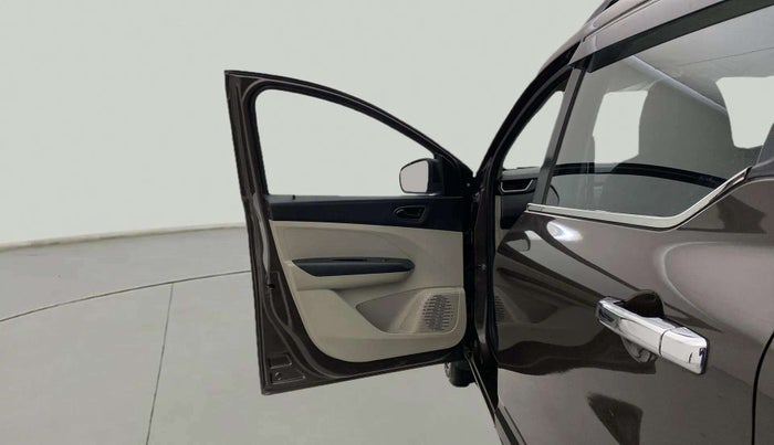 2023 Renault TRIBER RXT, Petrol, Manual, 15,050 km, LHS Front Door